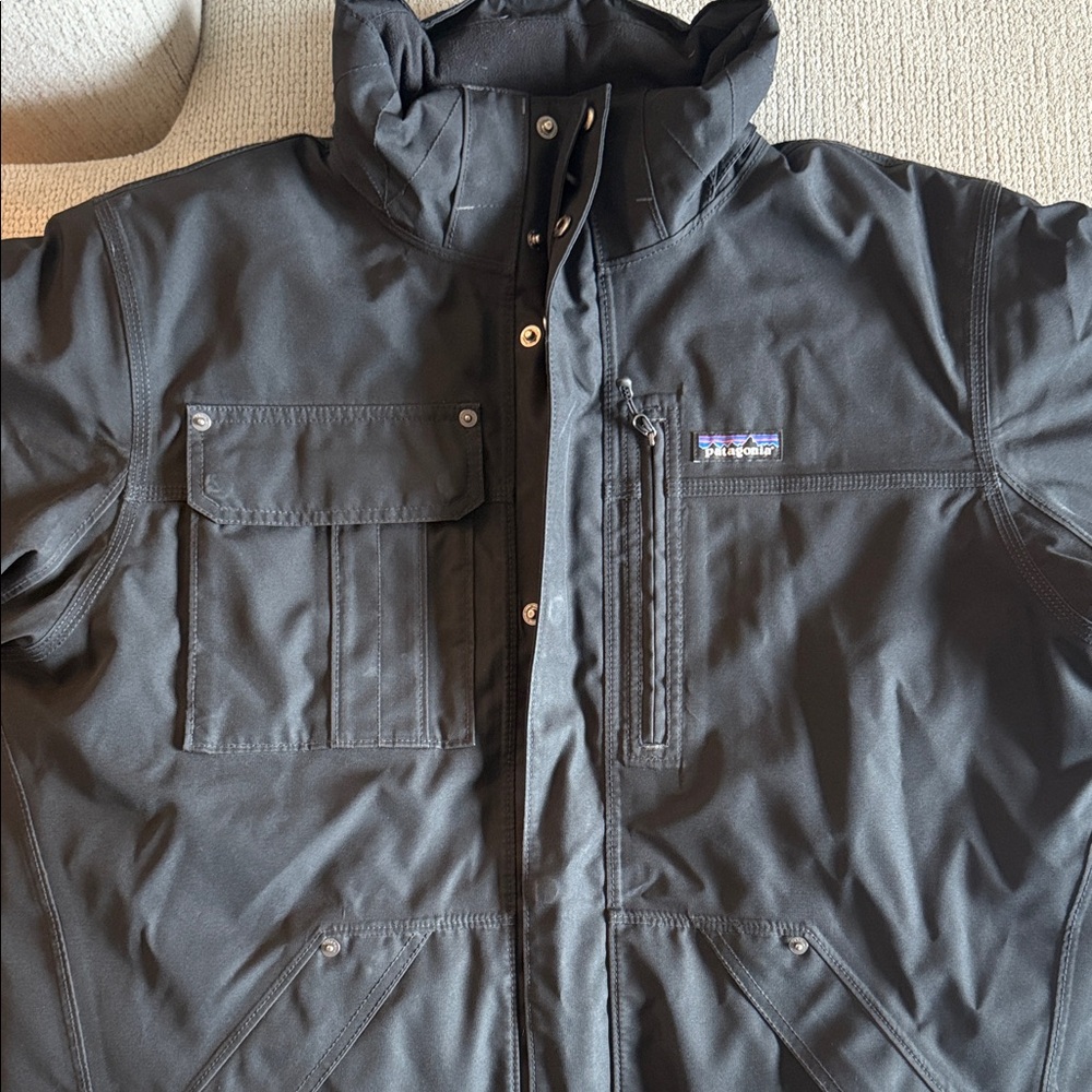 Patagonia Men's Black Outdoor Jacket